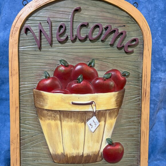 VTG New Creative Enterprise Resin WELCOME Wall Art- 3D Hanging Apple Basket 16" - Picture 2 of 8